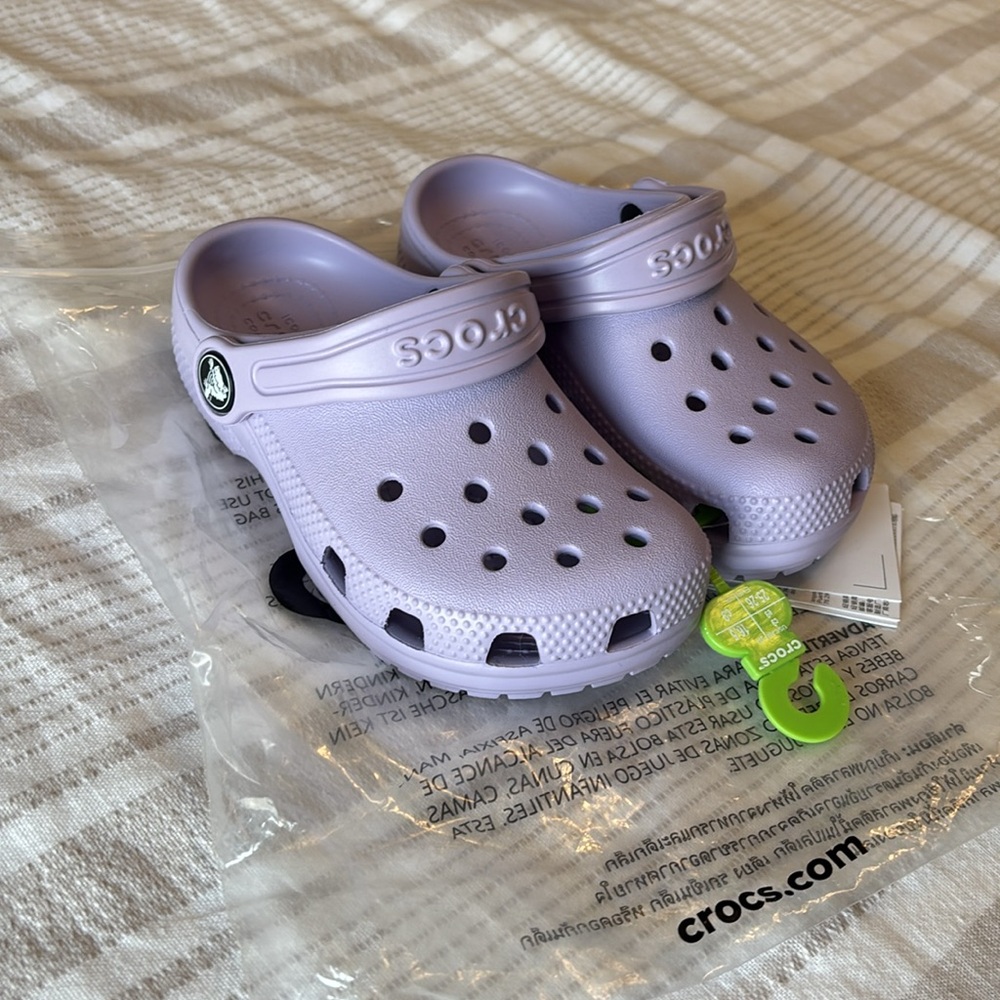 Toddler Crocs Lavendar - Size 9 - NWT